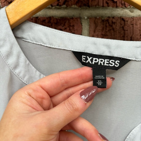 Express Light Gray Sheer Chiffon Pocket Front Blouse Top - Picture 4 of 4